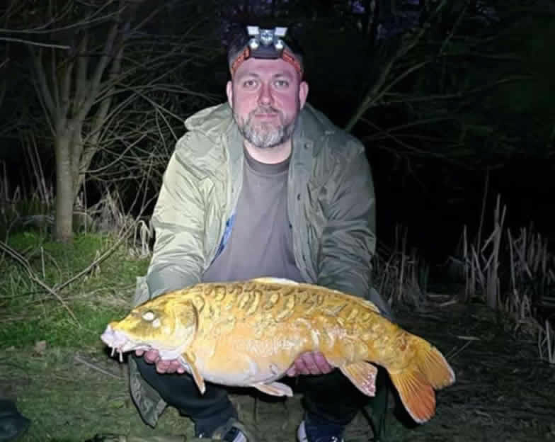 17lb Giraffe. April 2025